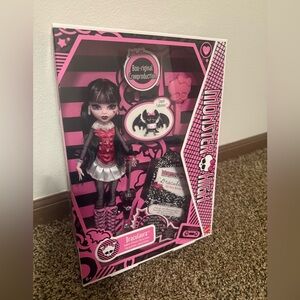 Draculaura Monster High Doll